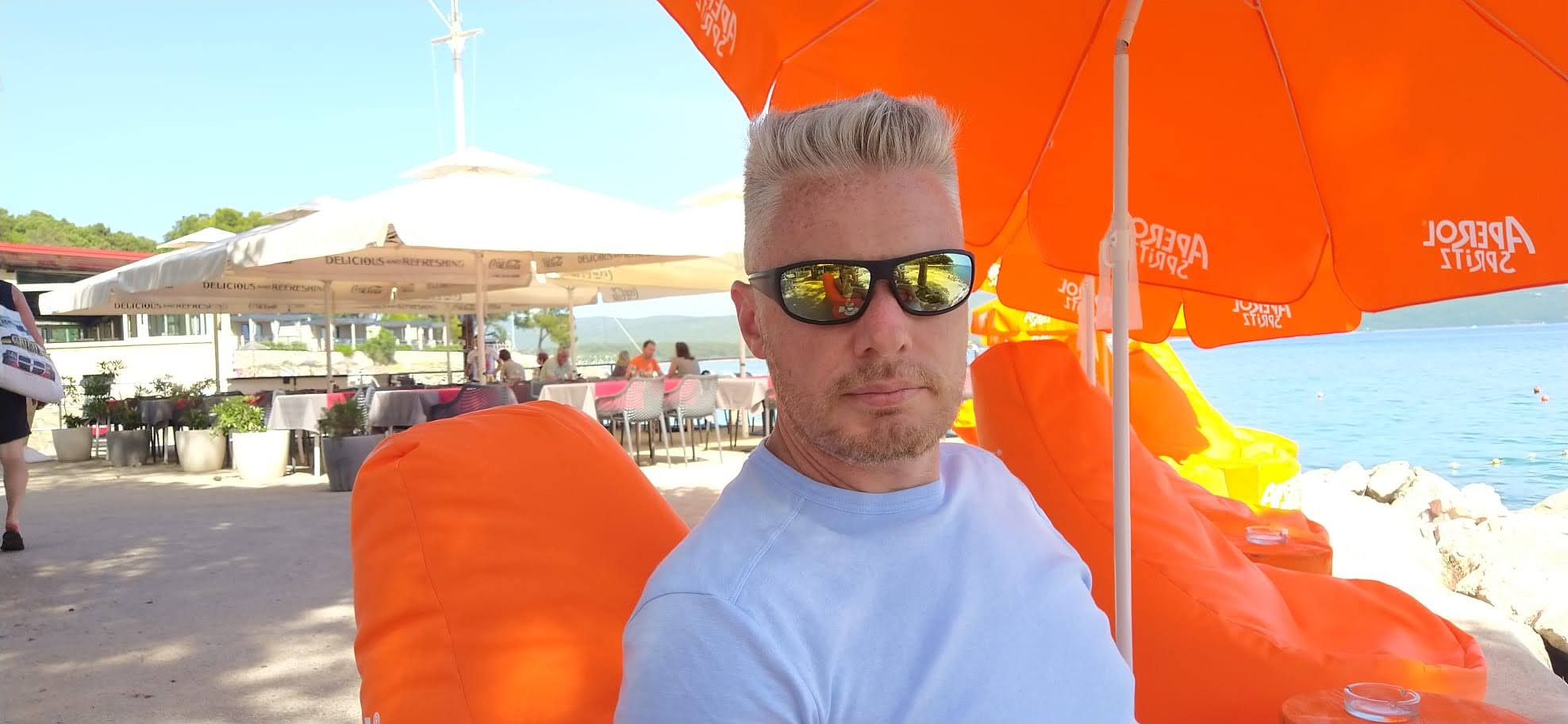 698015d2 fb30 4cd1 9ea3 de9d7b12876b